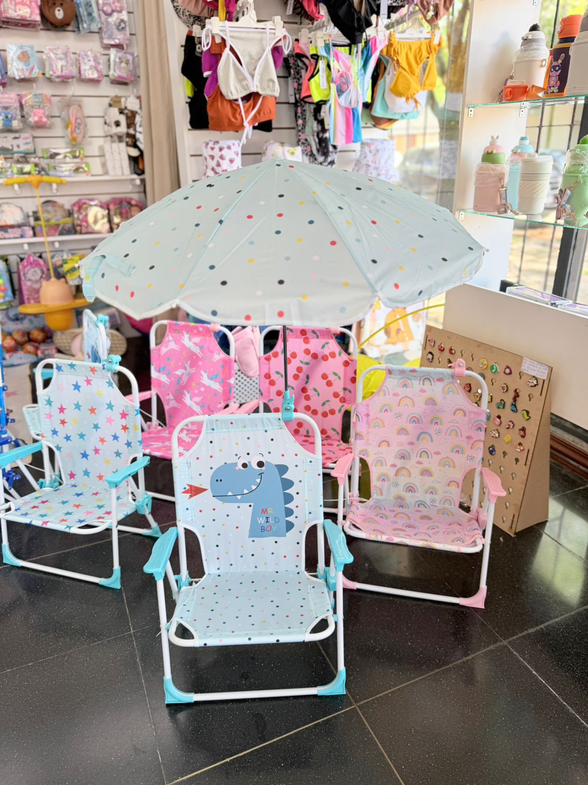 Reposera con sombrilla