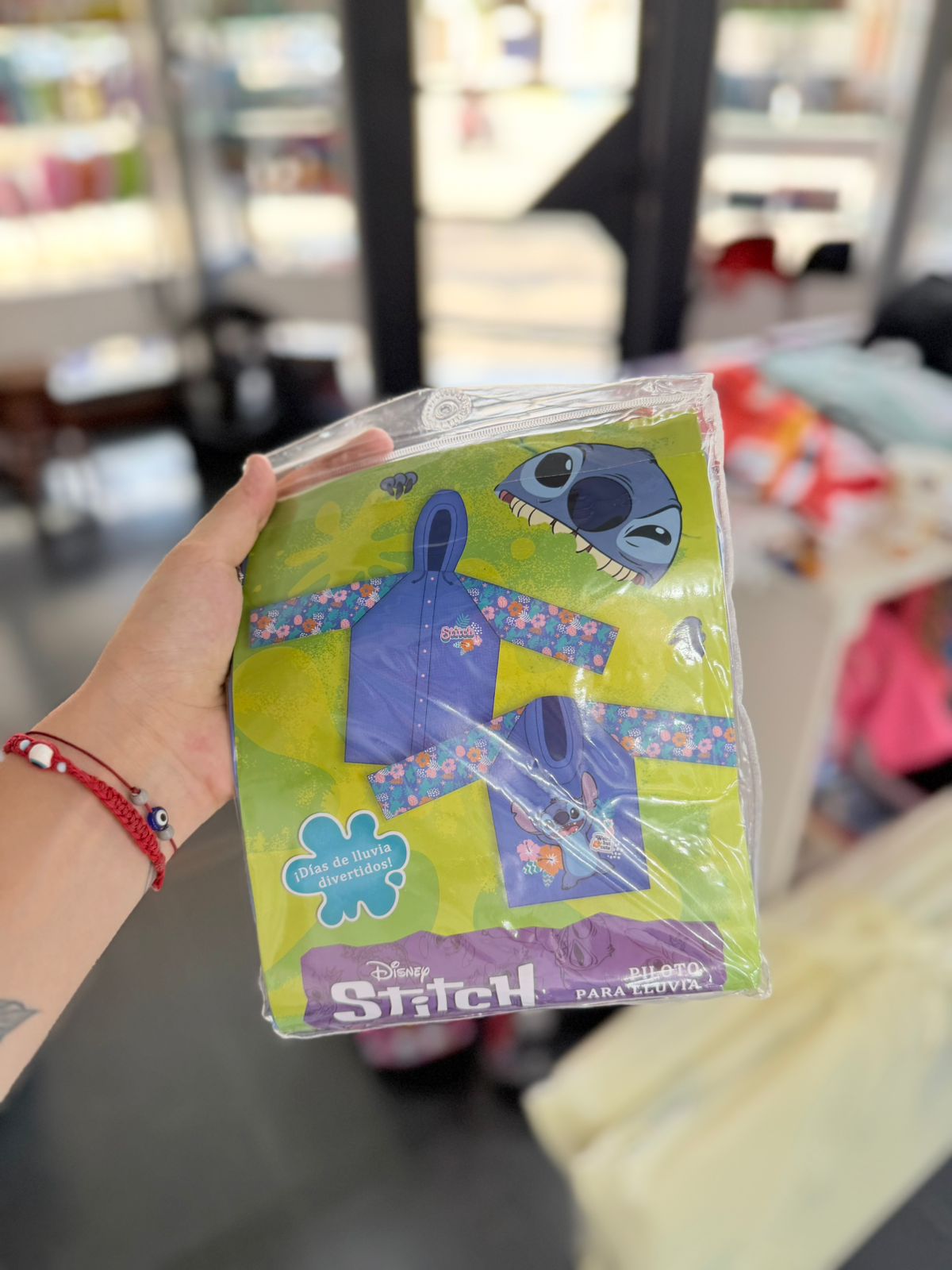 Piloto de lluvia Stitch 1