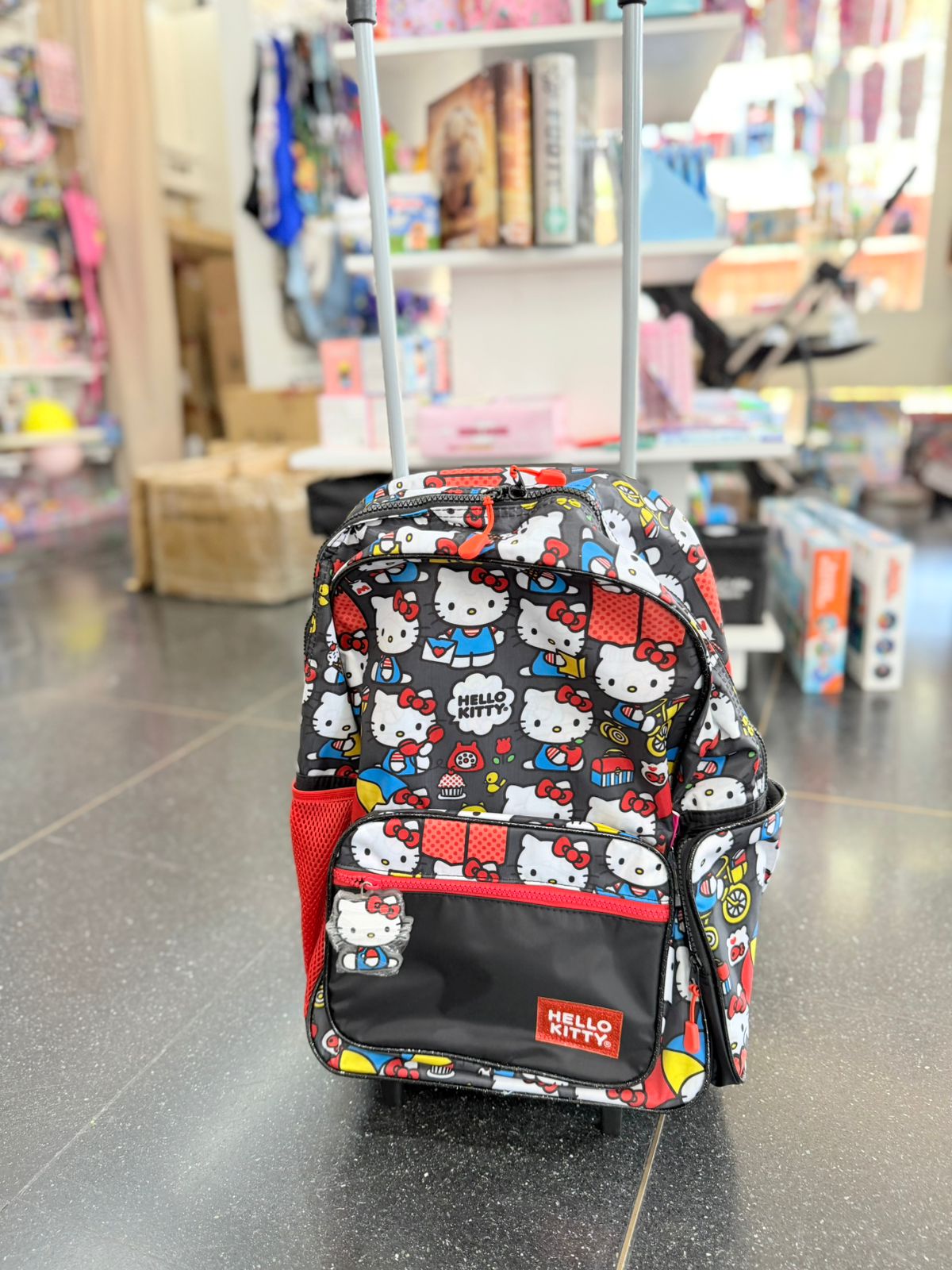 Mochila HELLO KITTY con carrito 3