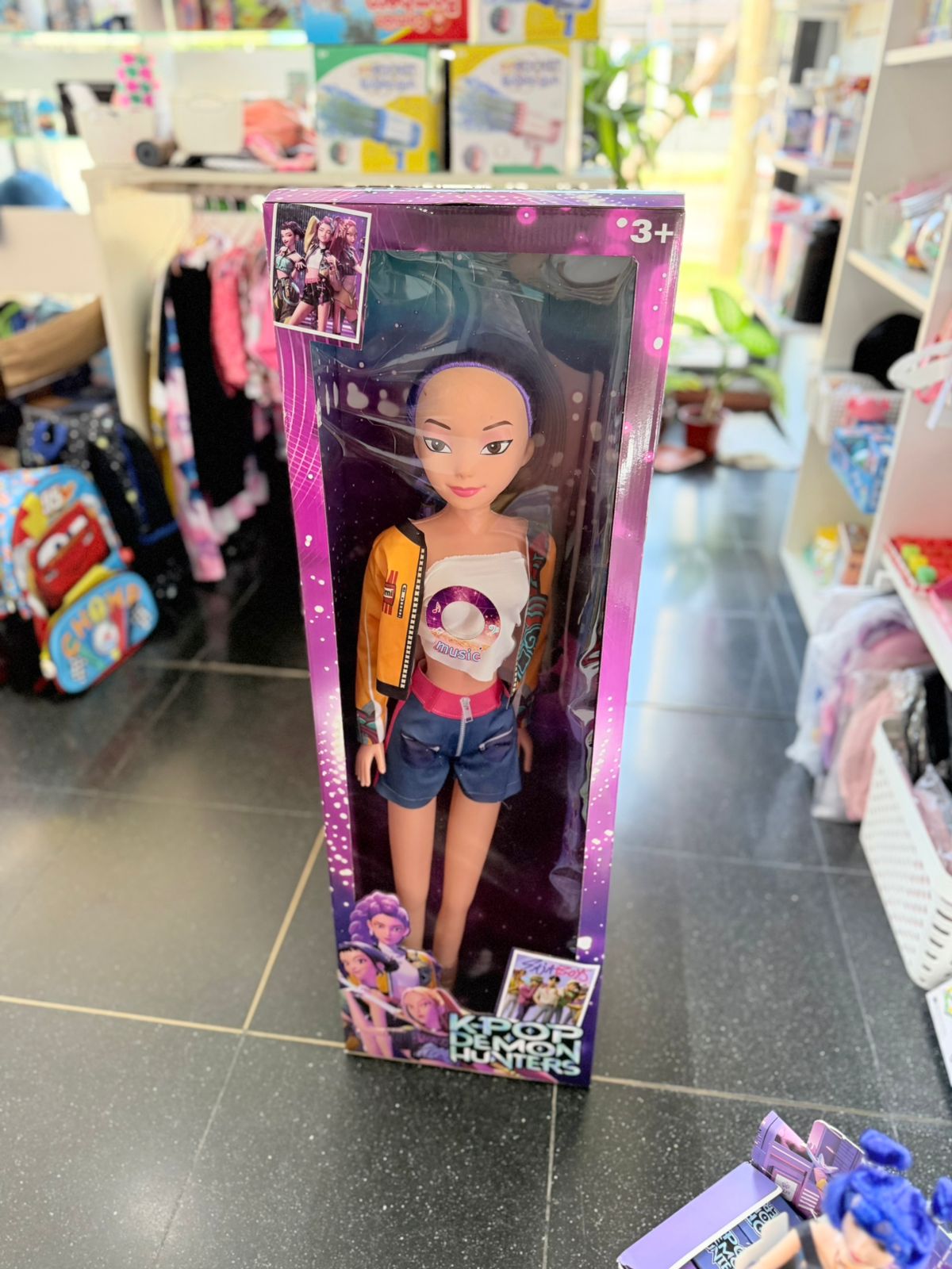 Muñeca Kpop Gigante 1